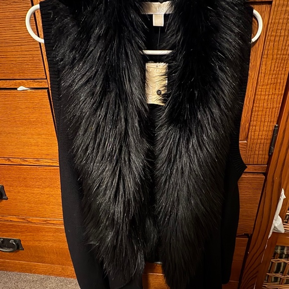 Michael kors Vest - Picture 1 of 4